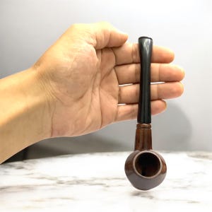 Hand Carved Wood Tobacco Pipe: 6-inch Deep Bowl, Artistic Design