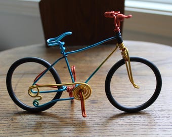 Aluminum Wire Bicycle Art, Miniature Road Bike Sculpture (6 inch)