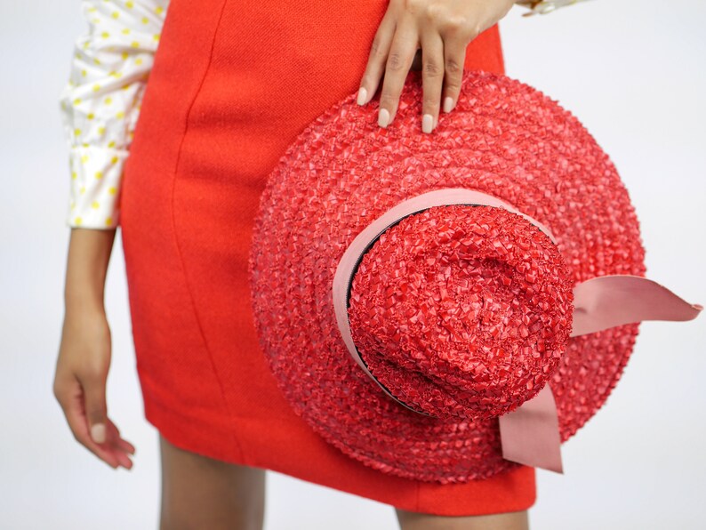 1960s/70s Red Straw Oversized Sun Hat w/Bow Accent image 4