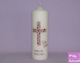 Baptême fille avec croix et poisson à Rosa Silber Bordeaux, bougies de baptême ou de communion, 100 % fait main motif, y compris d’étiquette