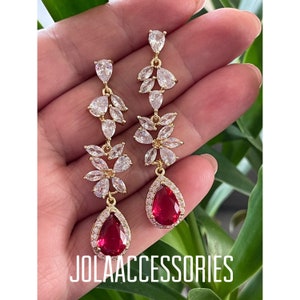 Pendientes de novia de estilo vintage con circonitas doradas y rubíes rojos, pendientes de circonitas cúbicas y cristales, joyería de novia Art Déco dorada.