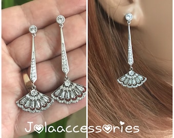 Orecchini pendenti a forma di pera in argento sterling: orecchini pendenti con zirconi cubici - Italia