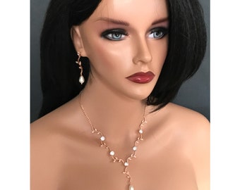 Conjunto de joyas para novia, collar y pendientes de oro rosa con circonitas y perlas de Swarovski para dama de honor.