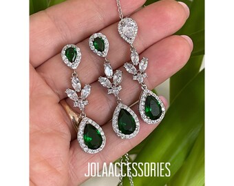 Conjunto de collar y pendientes de estilo vintage Art Déco de color verde esmeralda, joyería nupcial, collar con circonitas y halo verde para boda