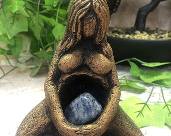 Small Mother Earth Gaia Statue Pagan Goddess Altar Antique Copper Effect Ornament Wiccan Garden Ornament Sculpture