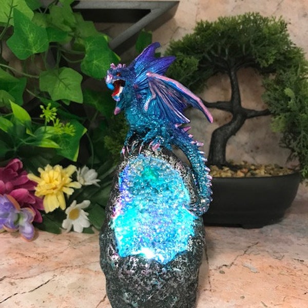 Blue Dragon Guardian of Geode Sculpture Statue Ornament with LED Light Dragons Collection 17 cm