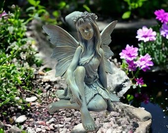 Tranquil Forest Fairy Statue in Resin, 18cm – Delicate Woodland Nymph for Enchanting Home Ambience