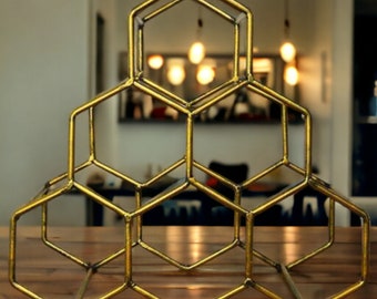 Botellero geométrico en forma de panal - Elegante soporte para vino - Exhibidor de botellas hexagonal dorado moderno - Almacenamiento de barra elegante - Organizador de vino que ahorra espacio