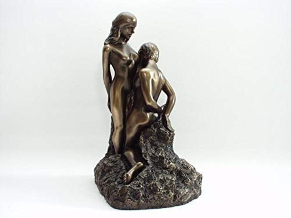 Decorative Ornaments Figures As One Gift For Lovers Anniversary