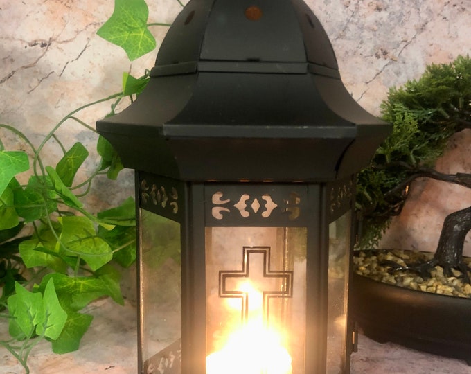 Intricate Glass and Metal Memorial Candle Holder for Graveside