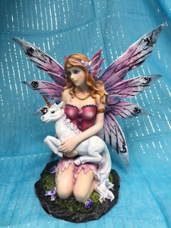 Fée décorative avec une licorne - Figurine de fée avec licorne - Statue Fée  Licorne