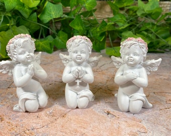 Entzückende Cherub Figuren 3er-Set | Resin Engel Statuen | Bettende Cherubim Dekor | Boxed Angelic Trio | Spirituelle Geschenk-Kollektion