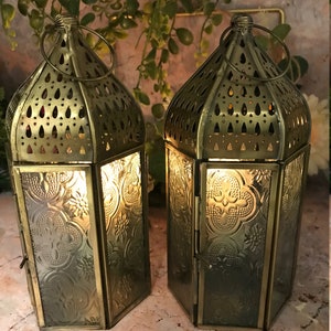 Set of Two Moroccan Style Lanterns Brass Antique Glass Tea Light Candle Holders Home Decoration