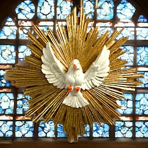 Divine Holy Spirit Dove Wall Art, Gold Religious Plaque, Symbolic Trinity Decor, Christian Faith Confirmation Gift, Peaceful Home Ornament