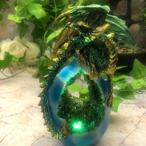 Enchanted Emerald Geode Effect Dragon, LED Fantasy Sculpture, Green Statue Mystical Resin Art, Magical Creature,  Mythical Home Decor