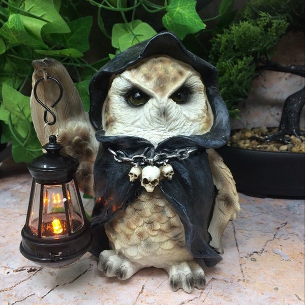 Mystical Owl Sculpture Figurine Statue Owls Collectables LED Light Lantern