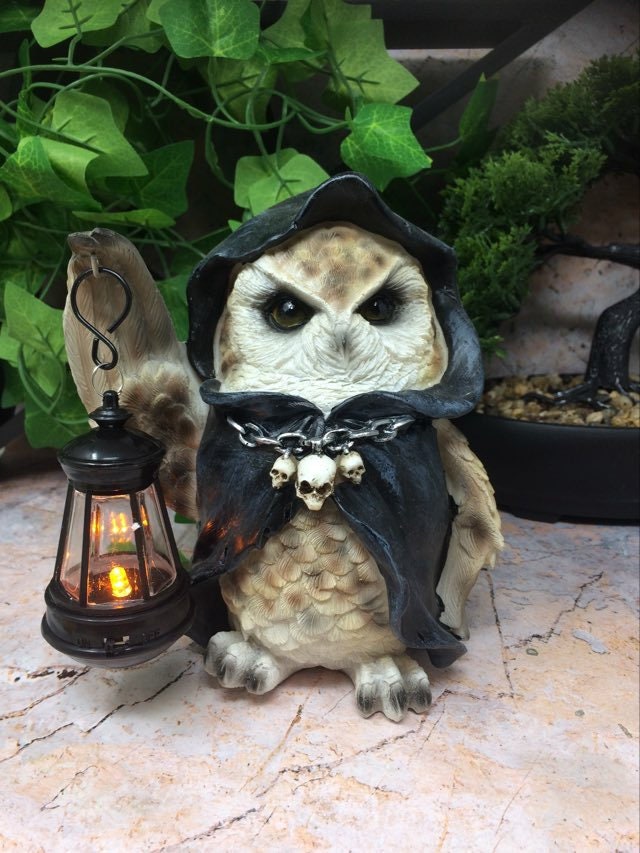  HSHD Solar Owl Decoration Lights Outdoor Spread-Winged Owl  Figurine Garden Decor with Metal Yard Art.Owl Statue Light for Pathway  Patio Backyard Decoration Lawn Ornaments(12x15 Owl) : Patio, Lawn & Garden