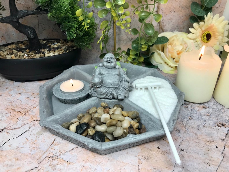 Kit de jardín zen Mini espacio de meditación y relajación de Buda Juego completo con arena, rastrillo, vela y decoración imagen 3