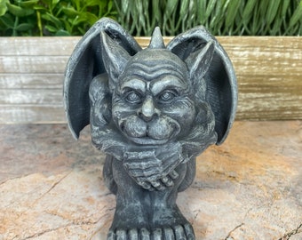 Medieval Gothic Gargoyle Sculpture | Quality Cold Cast Resin | Indoor/Outdoor Garden Statue | Handmade Ornament