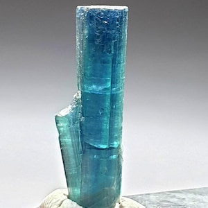 Top quality indicolite color tourmaline crystal