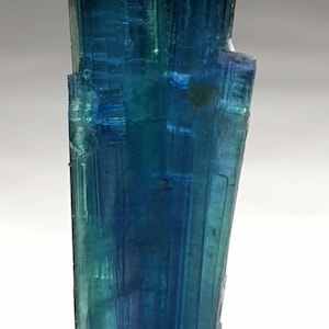 Top quality indicolite color tourmaline spray shape crystal