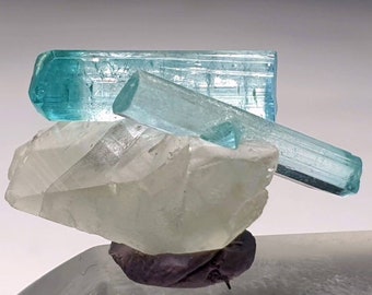 Details about 4500CT+ Natural Untreated Paraiba Tourmaline Loose Mineral Rough Lot Details about 4500CT+ Natural Untreated Paraiba Tourmaline Loose Mineral Rough Lot