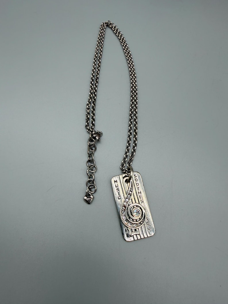 PENSIONERAD - SÄLLSYNTT FYND Brighton Music Soothes the Soul Halsband bild 5