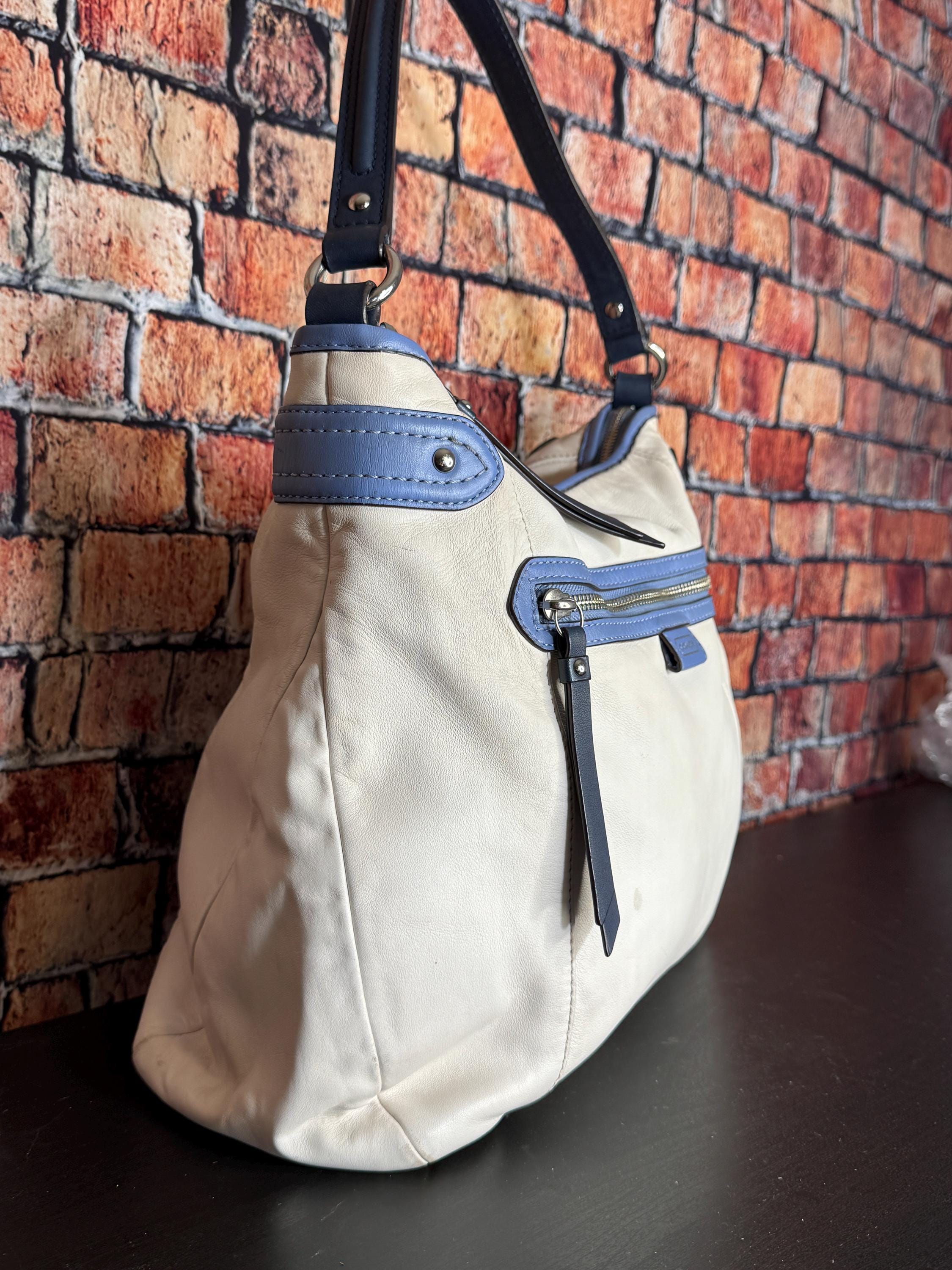 COACH Daisy Hobo Ivory Signature Bag