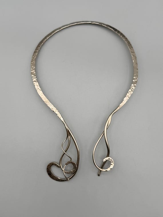 Salla Silver Hammered Artisan Statement Necklace - image 7