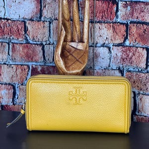 Tory Burch Zipped Continental Wallet Solarium
