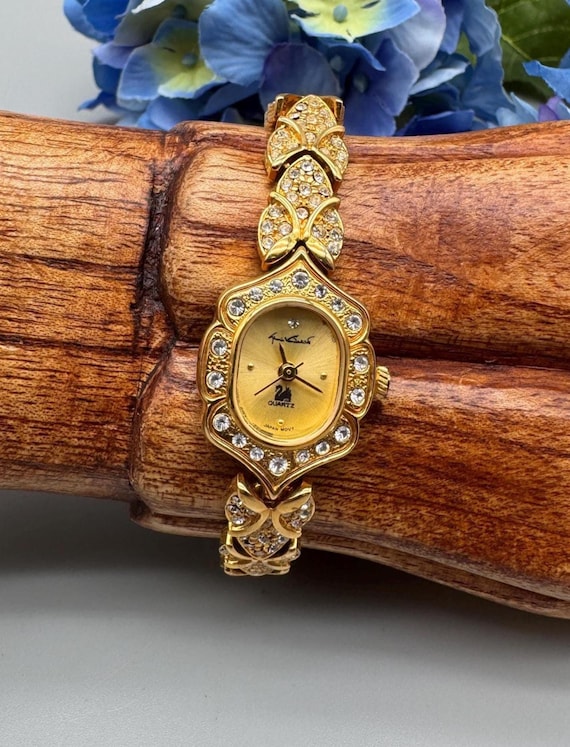 Buy Vintage Gloria Vanderbilt Quartz Gold Tone Watch With  display picture 1