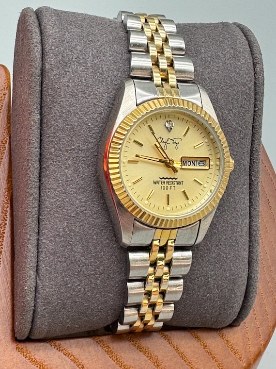 Vintage Cheryl Tiegs women’s diamond watch new battery gold silver tone band Cheryl Tiegs | Accessories | Vintage Cheryl Tiegs Womens  main image 2