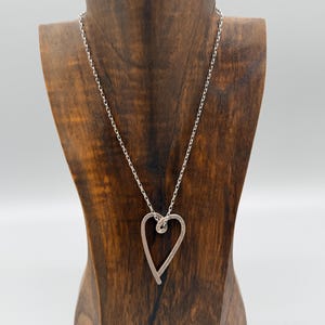 FUORI PRODUZIONE - Collana a cuore "Segreto d'amore" di Brighton immagine 5