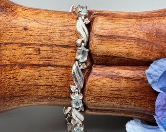 Sterling Silver Han Blue Topaz Tennis Bracelet