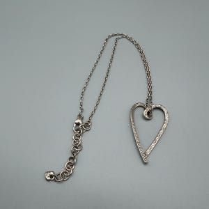 FUORI PRODUZIONE - Collana a cuore "Segreto d'amore" di Brighton immagine 2