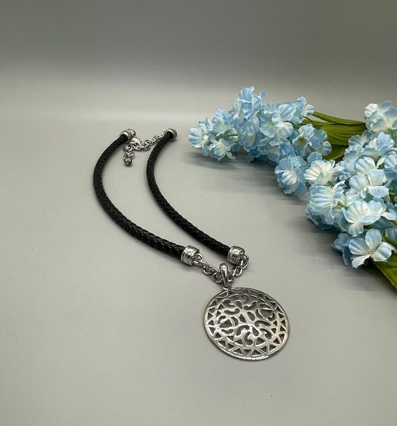 Vintage Premier Design Medallion leather necklace - image 1
