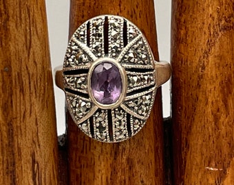 Vintage Sterling Silver Marcasite and Amethyst Ring size 6
