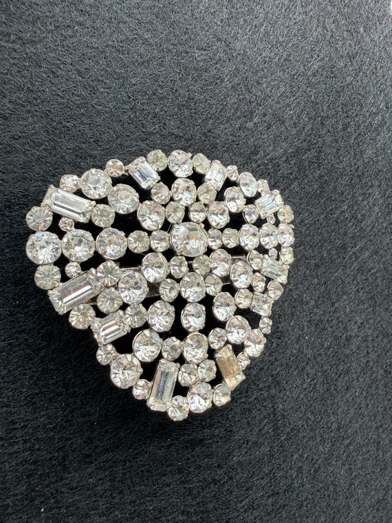 Vintage MidCentury Rhinestone Statement Brooch - image 3