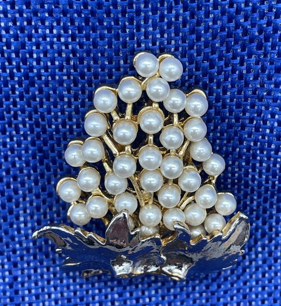 Vintage Faux Pearl Statement Brooch, circa 1960s - image 2