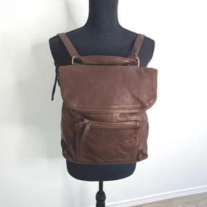 FAT FACE England donkerbruine leren rugzak om te bouwen tot crossbody