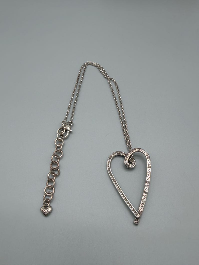 FUORI PRODUZIONE - Collana a cuore "Segreto d'amore" di Brighton immagine 3