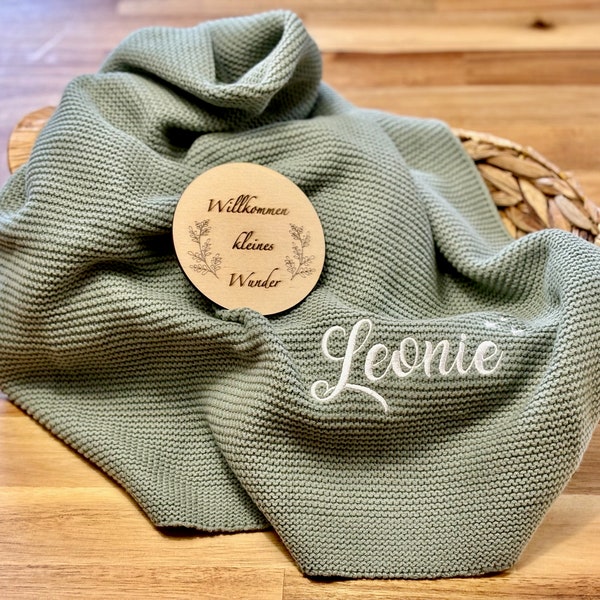 Babydecke - Strickdecke inkl. Meilenstein - mint - mit Namen - personalisiert - Geschenk zur Geburt - Willkommen Meilenstein inklusive