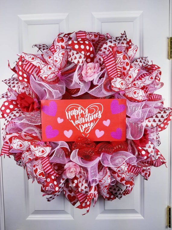 Valentines Day Door Decor Valentines Wreath For Front Door Valentines Mesh Wreath Door Decoration Lighted Wreath For Front Door