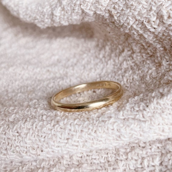 9ct Single Mine Origin Gold Ring SMO Gold Ring, 2mm D-shaped Ethical  Wedding Ring. 