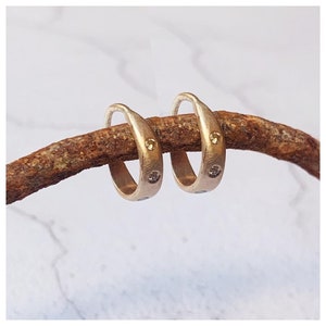 Solid gold Chunky Recycled Gold huggie hoops, ancient lightly rustic design hoop earrings, Valentina Hoops image 4