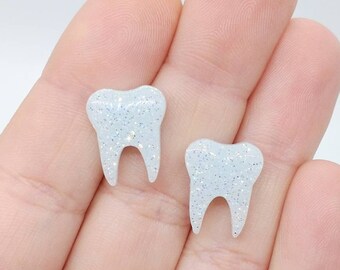 Pendientes con forma de molar - Brillo de polvo de diamante - Regalos para dentistas, hadas de los dientes, pendientes para dientes, higienistas bucales