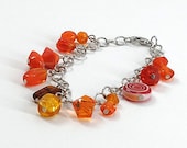 Orange Swirl Bead Dangle Charm Bracelet / Fun Jewelry / Orange Jewelry / Gifts for Her / Gifts for Mom / Unique Jewelry / 10098
