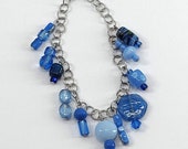 Blue Glass Bead Dangle Charm Bracelet / Fun Jewelry / Gifts for Her / Gifts for Mom / Blue Jewelry / Unique Jewelry / Unique Gifts / 10097