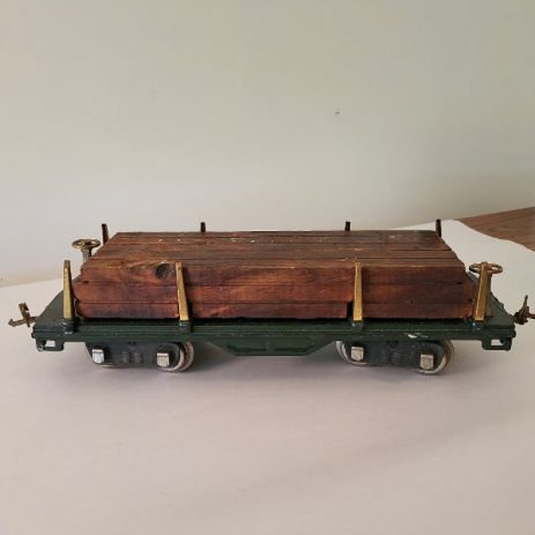 Lionel Lines Standard Gauge No. 511 Flat Car with Lumber Load, Standard Gauge, Model Trains