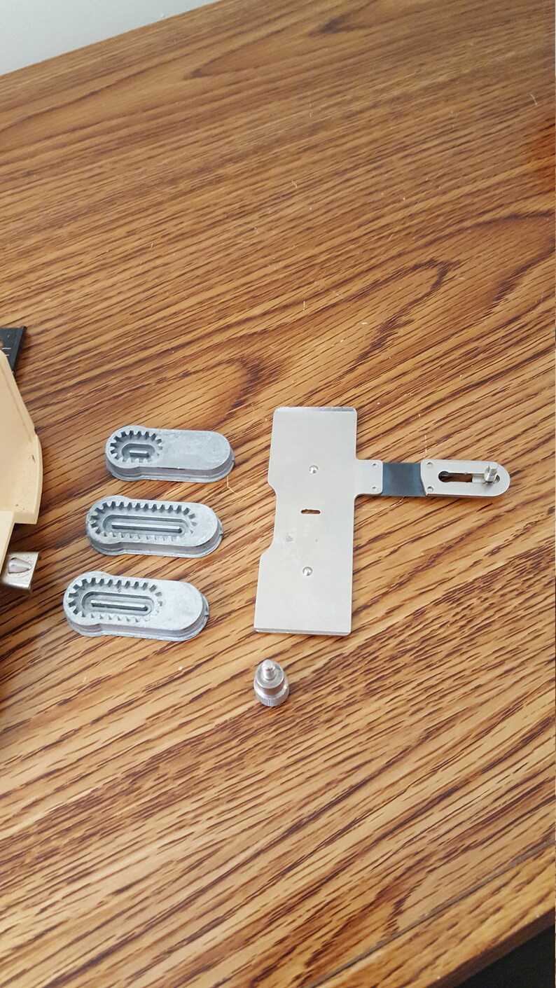 Singer Buttonhole Maker in Original Pink Case Sewing Sewing Etsy